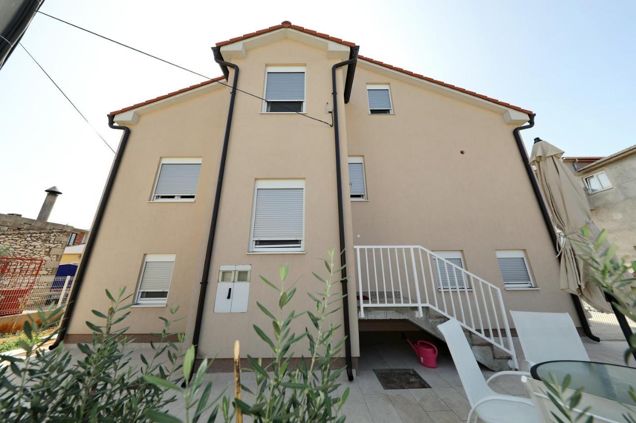 Anastazia Appartement *