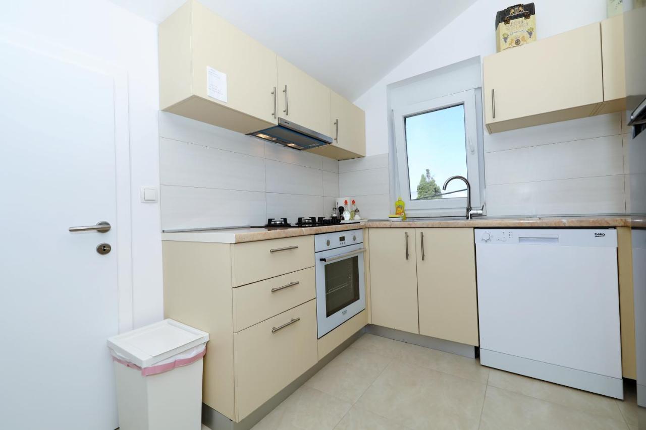 Anastazia Appartement *